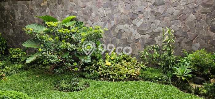 Unit Ruko Dijual di Bandung LT 945m2 & LB 1500m2 Unit Ruko Dijual di Bandung LT 945m2 & LB 1500m2