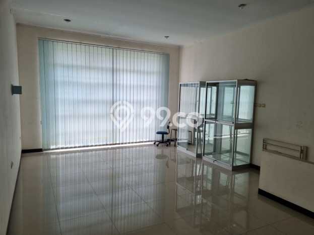 Ruko Dijual di Bandung LT 80m2 & LB 160m2 Lokasi Terbaik! Ruko Dijual di Bandung LT 80m2 & LB 160m2 Lokasi Terbaik!
