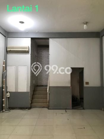 Disewakan Ruko di Kawasan Ramai Surya Sumantri Luas 251m2 Disewakan Ruko di Kawasan Ramai Surya Sumantri Luas 251m2