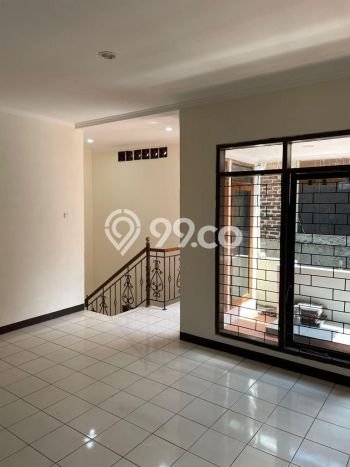 Hunian Mewah LB 220m2 Siap Pakai Desain Elegan di Turangga, Bandung Hunian Mewah LB 220m2 Siap Pakai Desain Elegan di Turangga, Bandung