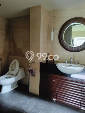 Rumah Mewah LB 750m2 Siap Huni Desain Elegan di Cipaganti, Bandung Rumah Mewah LB 750m2 Siap Huni Desain Elegan di Cipaganti, Bandung