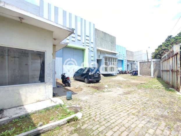 Unit Gudang Dijual di Katapang Bandung Luas Tanah 2500m2, Luas Bangunan 2100m2 Unit Gudang Dijual di Katapang Bandung Luas Tanah 2500m2, Luas Bangunan 2100m2