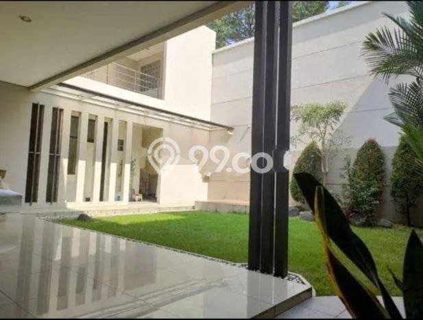 Dijual Rumah Luas Elegan Dengan View Cantik di Taman Kopo Indah, Bandung Dijual Rumah Luas Elegan Dengan View Cantik di Taman Kopo Indah, Bandung