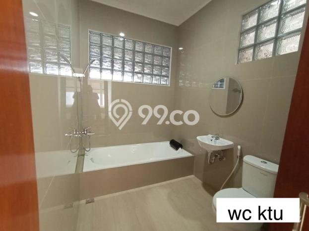 For Sale! Premium House LT 350m2 Desain Elegan di Hegarmanah For Sale! Premium House LT 350m2 Desain Elegan di Hegarmanah