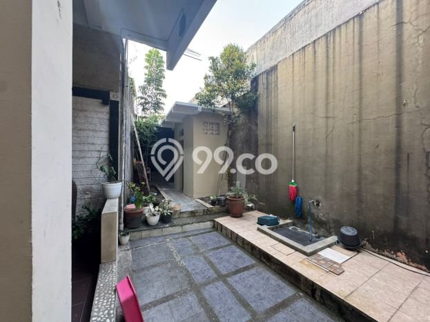 Hunian Mewah LB 340m2 Siap Huni Desain Elegan di Mekar Wangi, Bandung Hunian Mewah LB 340m2 Siap Huni Desain Elegan di Mekar Wangi, Bandung