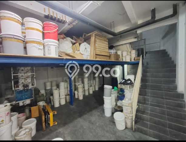 Unit Ruko Dijual di Bandung LT 163m2 & LB 450m2 Unit Ruko Dijual di Bandung LT 163m2 & LB 450m2