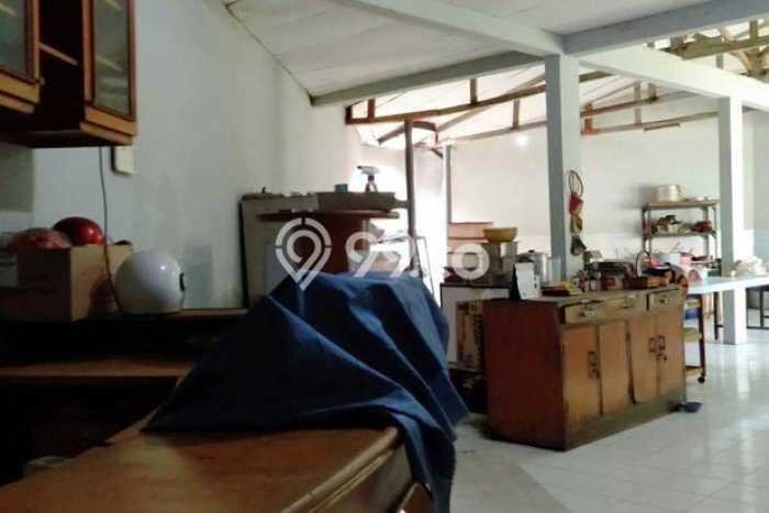 Rumah Mewah LB 300m2 Siap Pakai Desain Elegan di Pasir Koja, Bandung Rumah Mewah LB 300m2 Siap Pakai Desain Elegan di Pasir Koja, Bandung