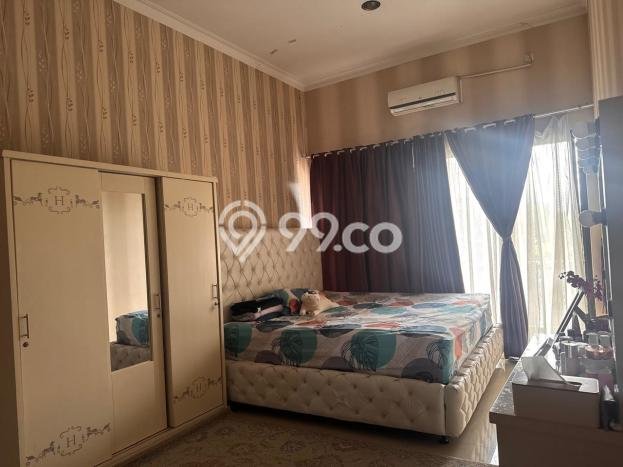 For Sale! Luxury House LT 200m2 Desain Elegan di Singgasana For Sale! Luxury House LT 200m2 Desain Elegan di Singgasana