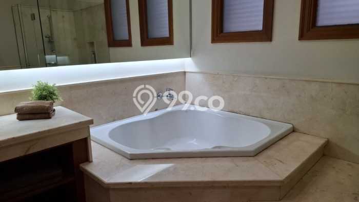 Ready to Use! Premium House LT 150m2 Desain Elegan di ciumbuleuit Ready to Use! Premium House LT 150m2 Desain Elegan di ciumbuleuit