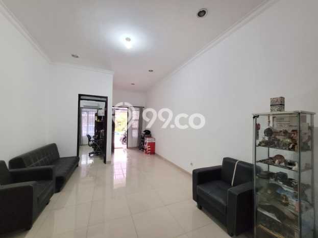 For Sale Rumah 3 Kamar Lokasi Ideal Bagus dan Strategis di Batununggal For Sale Rumah 3 Kamar Lokasi Ideal Bagus dan Strategis di Batununggal