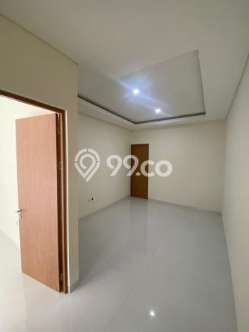 Rumah Luas Asri 3 KT Siap Pakai di Kopo Permai Bandung Rumah Luas Asri 3 KT Siap Pakai di Kopo Permai Bandung