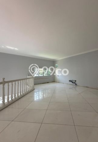 Disewakan Rumah Nyaman di Kebayoran Baru Harga Rp 600 Juta/ Tahun Disewakan Rumah Nyaman di Kebayoran Baru Harga Rp 600 Juta/ Tahun