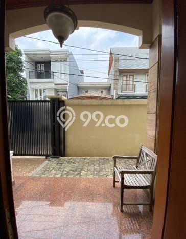 Siap Huni Rumah Mewah 6 Kamar di Kebayoran Lama Dekat ke Mana Saja Siap Huni Rumah Mewah 6 Kamar di Kebayoran Lama Dekat ke Mana Saja