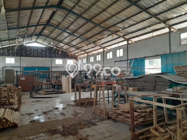 Gudang Bagus LT 2650m2 LB 1800m2 Dijual di Cileungsi Bogor Gudang Bagus LT 2650m2 LB 1800m2 Dijual di Cileungsi Bogor