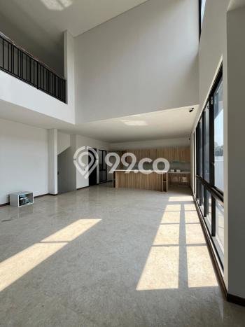 Rumah Elit LB 430m2 Siap Huni Desain Elegan di BSD City, Tangerang Rumah Elit LB 430m2 Siap Huni Desain Elegan di BSD City, Tangerang