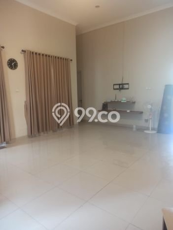Rumah Mewah LB 300m2 Siap Pakai Desain Elegan di Grand Wisata, Bekasi Rumah Mewah LB 300m2 Siap Pakai Desain Elegan di Grand Wisata, Bekasi
