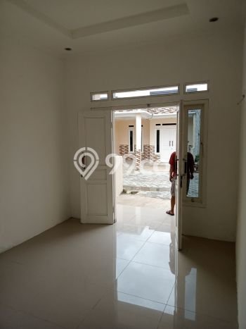 For Sale Rumah 8 Kamar Lokasi Strategis Nyaman dan Strategis di Tambun Selatan For Sale Rumah 8 Kamar Lokasi Strategis Nyaman dan Strategis di Tambun Selatan