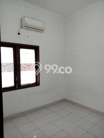 Jarang Ada! Rumah Sewa 4 Kamar Bagus Siap Huni Grand Wisata Jarang Ada! Rumah Sewa 4 Kamar Bagus Siap Huni Grand Wisata