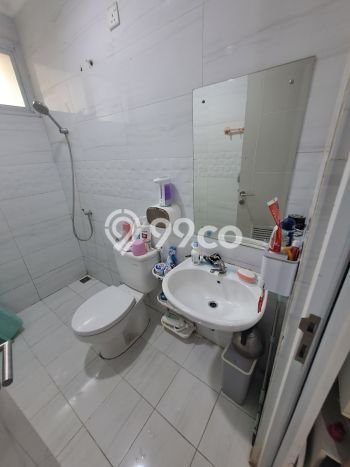 For Sale! Luxury House LT 200m2 Desain Modern di Grand Wisata For Sale! Luxury House LT 200m2 Desain Modern di Grand Wisata