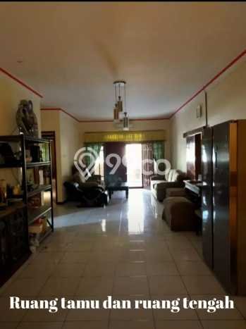 Rumah Elit Modern Tanpa Renovasi di Kedung Baruk Surabaya Rumah Elit Modern Tanpa Renovasi di Kedung Baruk Surabaya