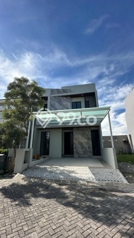 Rumah Mewah Siap Huni LT 129m2 di Wiyung, Surabaya Rumah Mewah Siap Huni LT 129m2 di Wiyung, Surabaya