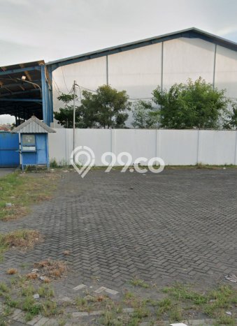 Gudang Disewa di Surabaya dengan LB 5423m2 Area Komersial Ramai Gudang Disewa di Surabaya dengan LB 5423m2 Area Komersial Ramai