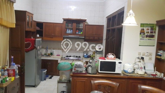 Rumah Elit Modern Tanpa Renovasi di Manyar Surabaya Rumah Elit Modern Tanpa Renovasi di Manyar Surabaya