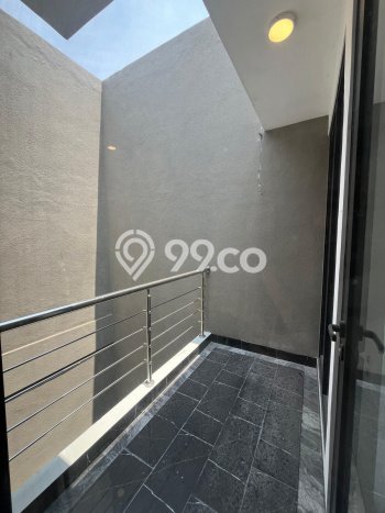 Dijual Cepat Rumah Favorit Siap Huni LB 125m2 di Rungkut, Surabaya Dijual Cepat Rumah Favorit Siap Huni LB 125m2 di Rungkut, Surabaya