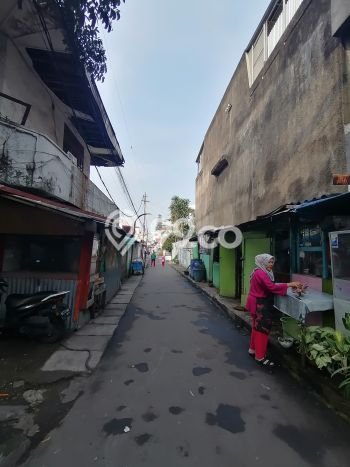 Komersial Dijual di Astanaanyar Bandung dengan LB 264m2 Komersial Dijual di Astanaanyar Bandung dengan LB 264m2