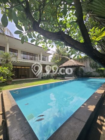 Jual Rumah Luas Megah Dengan View Eksklusif di Kemang, Jakarta Selatan Jual Rumah Luas Megah Dengan View Eksklusif di Kemang, Jakarta Selatan