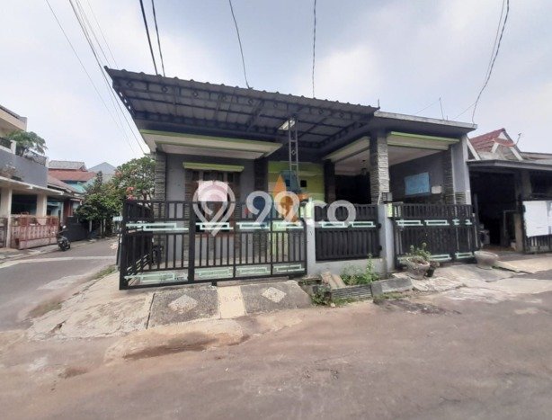 Rumah Luas Asri 4 KT Siap Pakai di Kunciran Tangerang Rumah Luas Asri 4 KT Siap Pakai di Kunciran Tangerang
