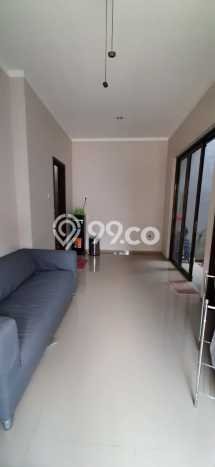 Rumah Minimalis 3 Kamar LT 70m2 di Graha Raya Rumah Minimalis 3 Kamar LT 70m2 di Graha Raya