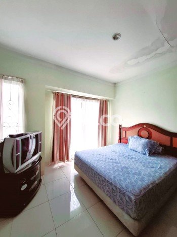 Rumah Modern 4 KT di Graha Raya Tangerang Selatan Semi Furnished Rumah Modern 4 KT di Graha Raya Tangerang Selatan Semi Furnished