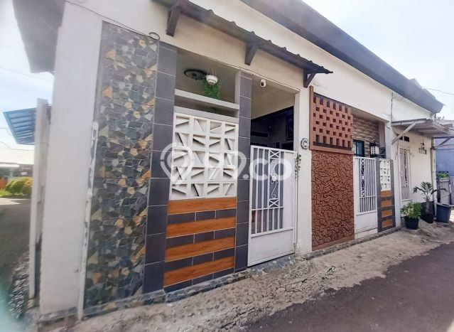 Rumah Strategis Modern Lb 80m2 di Serpong, Tangerang Selatan Rumah Strategis Modern Lb 80m2 di Serpong, Tangerang Selatan