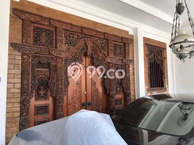 Siap Huni Hunian Elit 5 Kamar di Ciledug Dekat ke Mana Pun Siap Huni Hunian Elit 5 Kamar di Ciledug Dekat ke Mana Pun