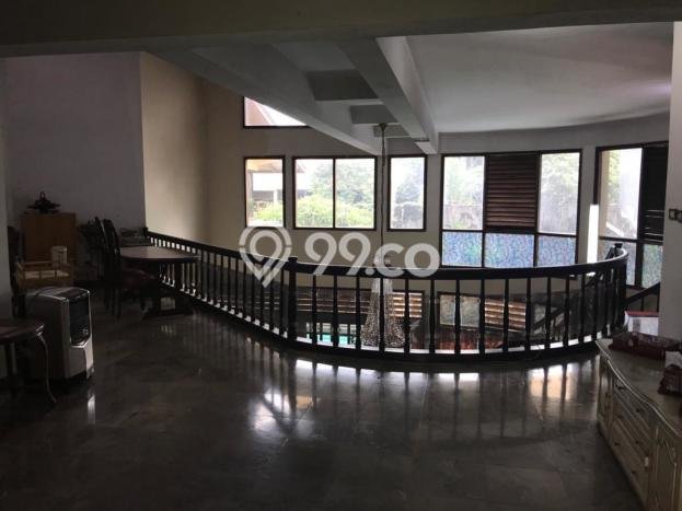 Rumah Luxury Modern Tanpa Renovasi di Simprug Jakarta Selatan Rumah Luxury Modern Tanpa Renovasi di Simprug Jakarta Selatan