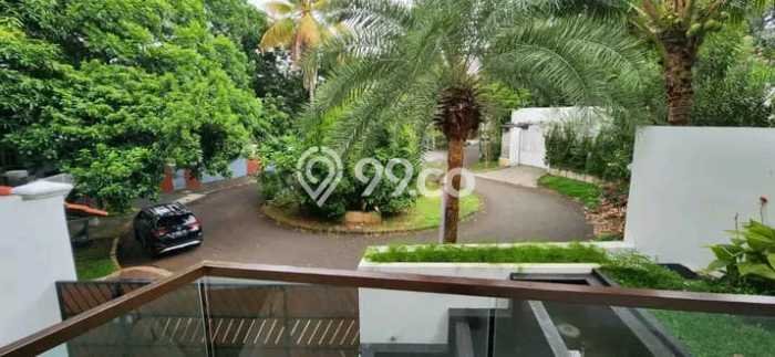 Rumah Luxury Modern Tanpa Renovasi di Pondok Indah Jakarta Selatan Rumah Luxury Modern Tanpa Renovasi di Pondok Indah Jakarta Selatan