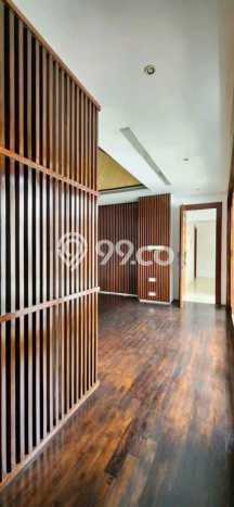 Rumah Luxury Modern Tanpa Renovasi di Pondok Indah Jakarta Selatan Rumah Luxury Modern Tanpa Renovasi di Pondok Indah Jakarta Selatan