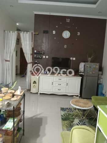 Jual Rumah Favorit Siap Huni LB 130m2 di Cisauk, Tangerang Jual Rumah Favorit Siap Huni LB 130m2 di Cisauk, Tangerang
