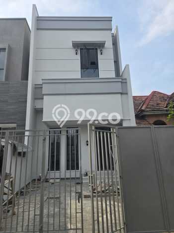 Dijual Rumah Mewah Elegan Dengan View Cantik di Citra Garden, Jakarta Barat Dijual Rumah Mewah Elegan Dengan View Cantik di Citra Garden, Jakarta Barat