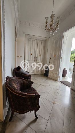 Ready to Use! Luxury House LT 547m2 Desain Elegan di Intercon Ready to Use! Luxury House LT 547m2 Desain Elegan di Intercon