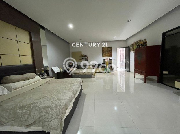 HUNIAN BERKELAS! Rumah Premium Gading Serpong, Tangerang, Luas Tanah 250m² Luas Bangunan 600m² HUNIAN BERKELAS! Rumah Premium Gading Serpong, Tangerang, Luas Tanah 250m² Luas Bangunan 600m²