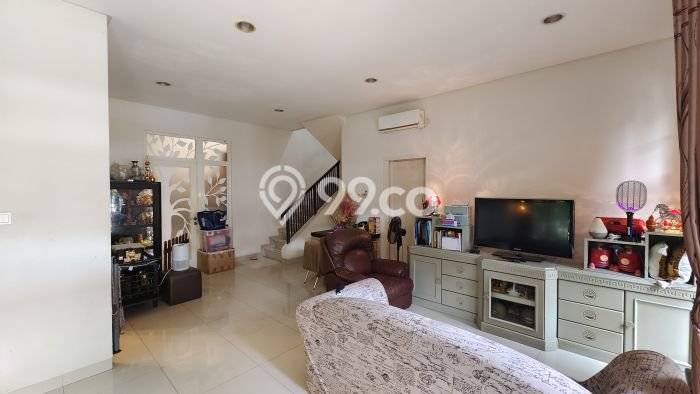 Dijual Rumah Mewah Elegan Dengan View Cantik di Puri Mansion, Jakarta Barat Dijual Rumah Mewah Elegan Dengan View Cantik di Puri Mansion, Jakarta Barat
