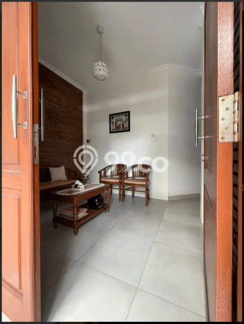 Ready to Use! Luxury House LT 150m2 Desain Elegan di Taman Meruya Ready to Use! Luxury House LT 150m2 Desain Elegan di Taman Meruya
