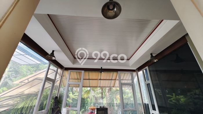 Dijual Rumah Mewah Elegan Dengan View Cantik di Puri Mansion, Jakarta Barat Dijual Rumah Mewah Elegan Dengan View Cantik di Puri Mansion, Jakarta Barat
