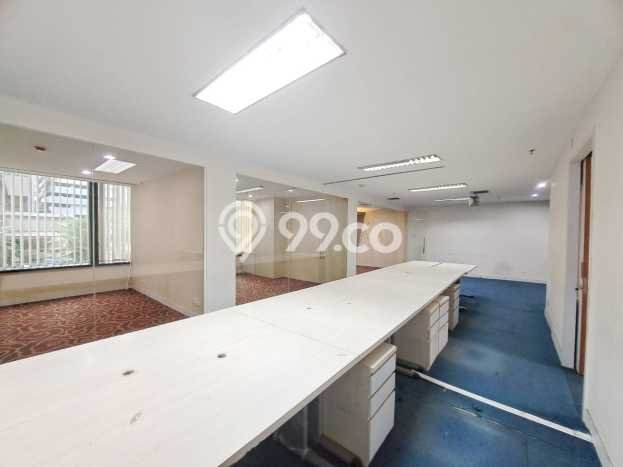 Unit Komersial Disewakan di Jakarta Selatan Area Strategis Harga Kompetitif Unit Komersial Disewakan di Jakarta Selatan Area Strategis Harga Kompetitif