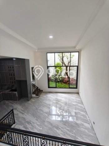 Rumah Elit Modern Tanpa Renovasi di Bintaro Tangerang Selatan Rumah Elit Modern Tanpa Renovasi di Bintaro Tangerang Selatan