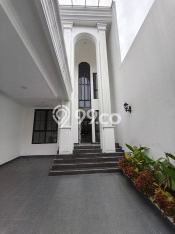 Rumah Elit Modern Tanpa Renovasi di Bintaro Tangerang Selatan Rumah Elit Modern Tanpa Renovasi di Bintaro Tangerang Selatan