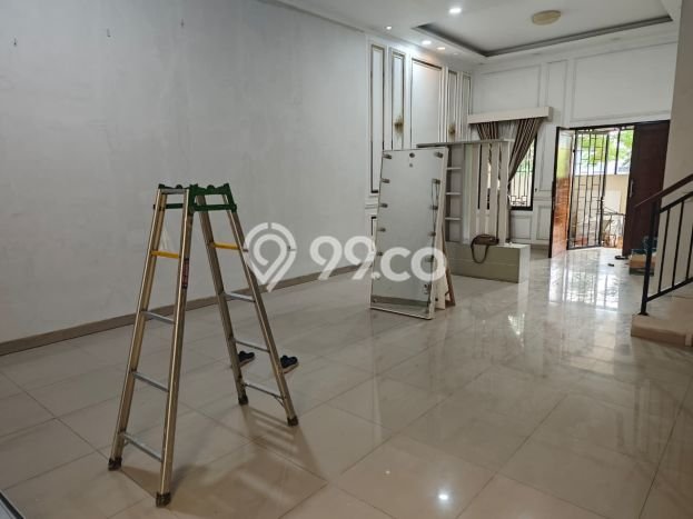 Ready to Use! Luxury House LT 150m2 Desain Modern di Metland Puri Ready to Use! Luxury House LT 150m2 Desain Modern di Metland Puri