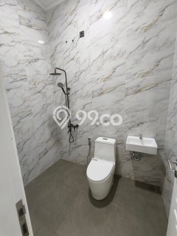Rumah Elit Modern Tanpa Renovasi di Bintaro Tangerang Selatan Rumah Elit Modern Tanpa Renovasi di Bintaro Tangerang Selatan